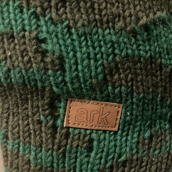 Ark Dragon Wool Toque - Picture 2 of 7
